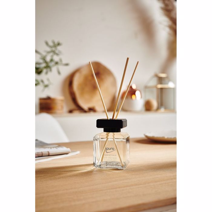 InTheBox - Maison IPURO ESSENTIALS Cedar Wood Aromatiko Xorou 200ml 019323